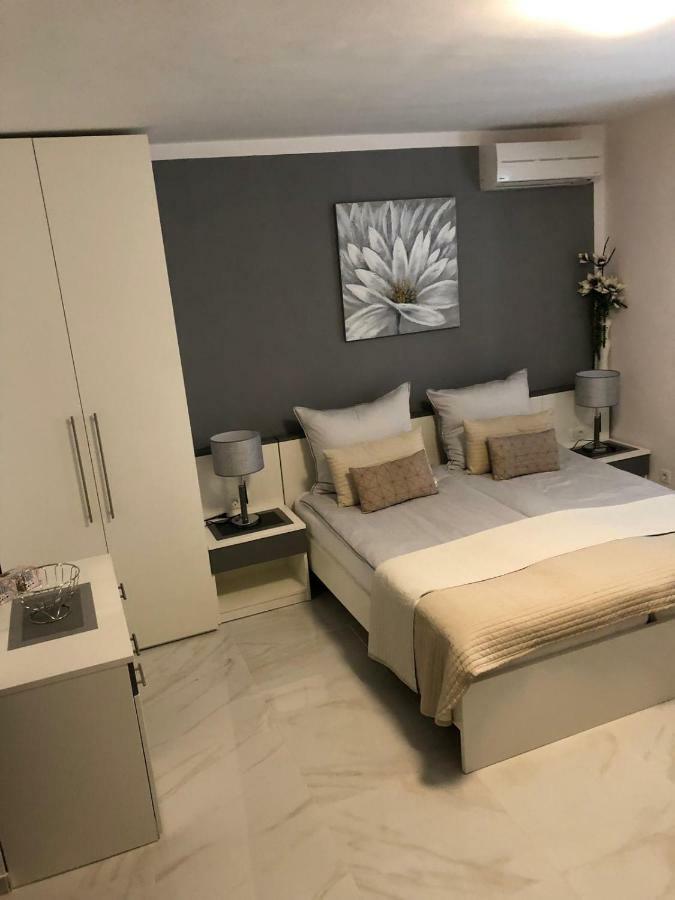 Apartment Maja *