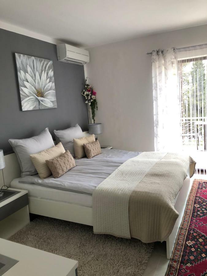 Maja Apartment